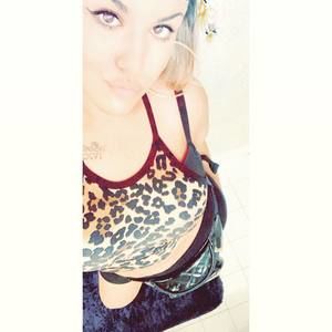 Meet your Posher, Leena